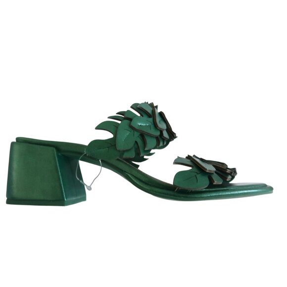 FARM RIO Monstera leaf Slide heels sz 7 NWOB Metallic green